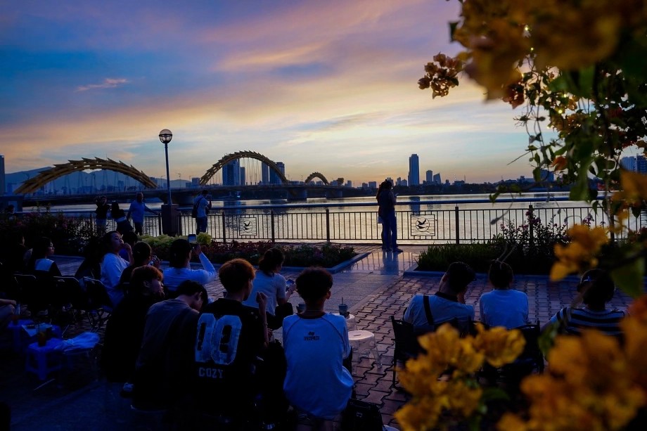 Sông Hàn Đà Nẵng: Dòng Sông Biểu Tượng Làm Nên Vẻ Đẹp Thành Phố Đáng Sống