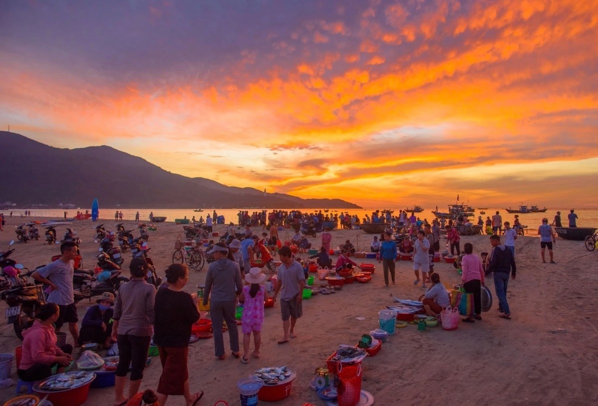 Biển Mân Thái: Vẻ đẹp làng chài bình yên giữa lòng Đà Nẵng