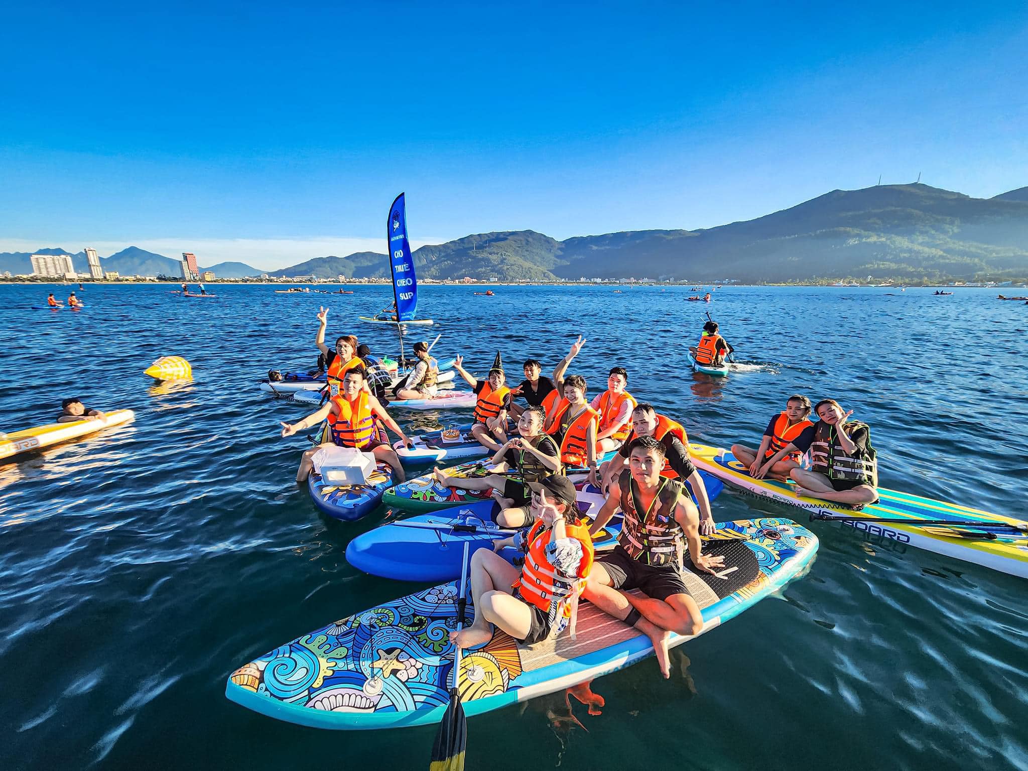 Chèo SUP Đà Nẵng – Trải Nghiệm Thể Thao Biển Độc Đáo Không Thể Bỏ Lỡ Khi Du Lịch Thành Phố Biển