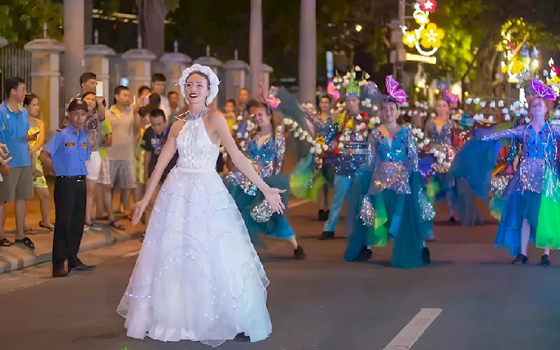 Chợ đêm Sơn Trà: Điểm hẹn sôi động về đêm giữa lòng thành phố biển Đà Nẵng