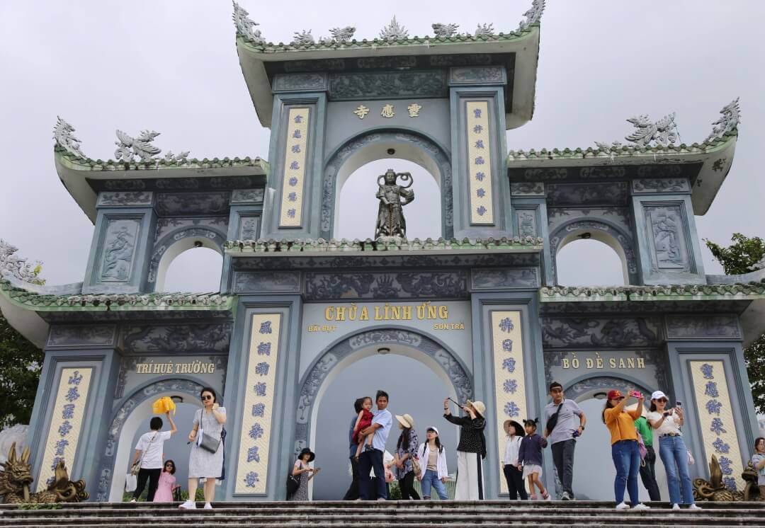Chùa Linh Ứng Bãi Bụt: Hành trình khám phá ngôi chùa linh thiêng bậc nhất Đà Nẵng