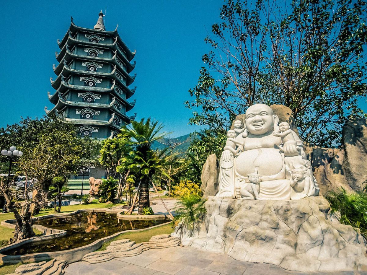 Chùa Linh Ứng Bãi Bụt: Hành trình khám phá ngôi chùa linh thiêng bậc nhất Đà Nẵng