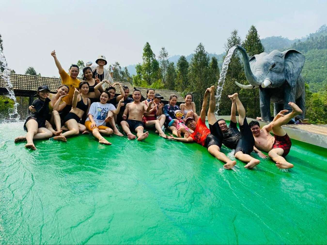 Khu du lịch Hòa Phú Thành có gì chơi? Review chi tiết điểm giải nhiệt nổi tiếng gần Đà Nẵng