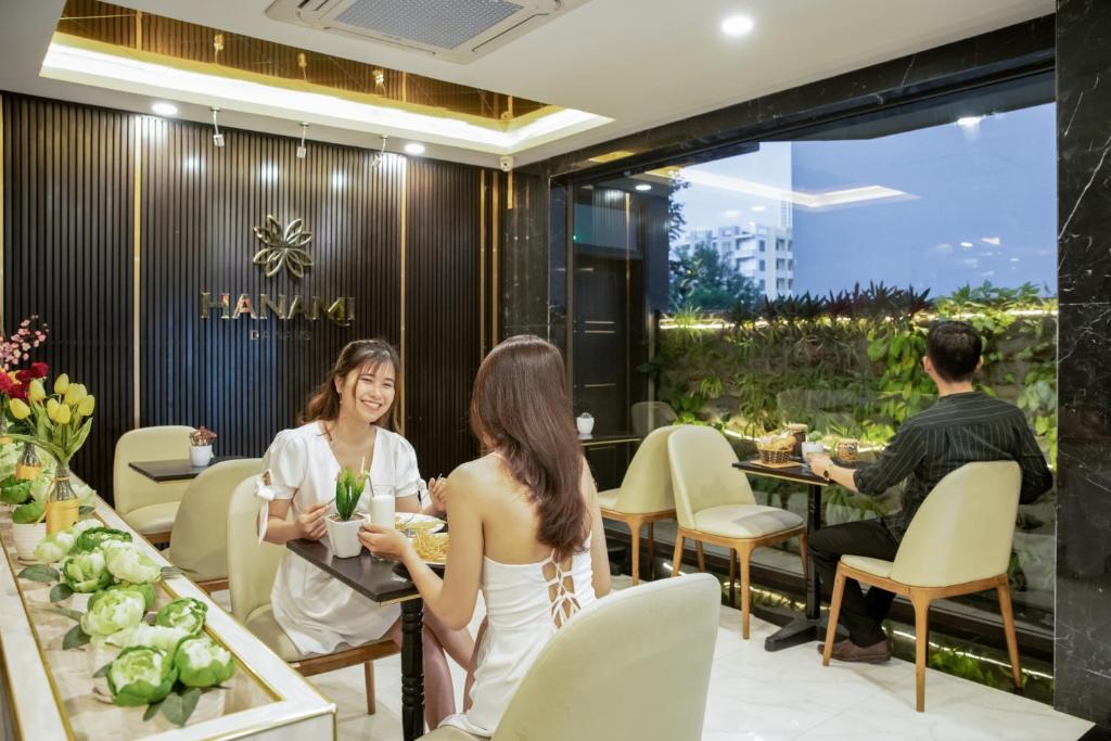 Review Hanami Hotel: Trải Nghiệm Lưu Trú Thanh Lịch Gần Biển Mỹ Khê Đà Nẵng