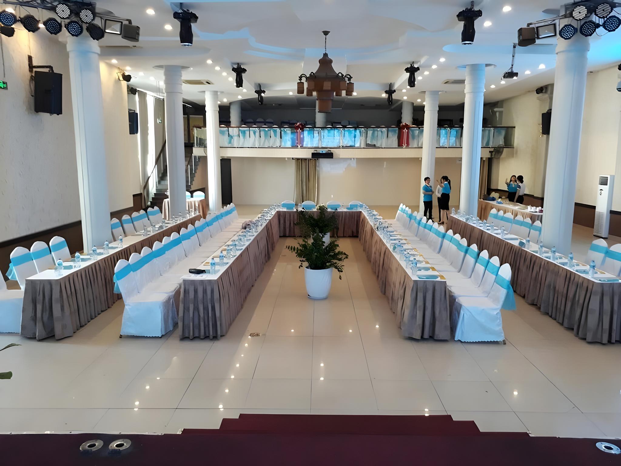 Review Khách sạn Red Palace Đà Nẵng: Trải Nghiệm Lưu Trú Tiện Nghi Giữa Trung Tâm Thành Phố