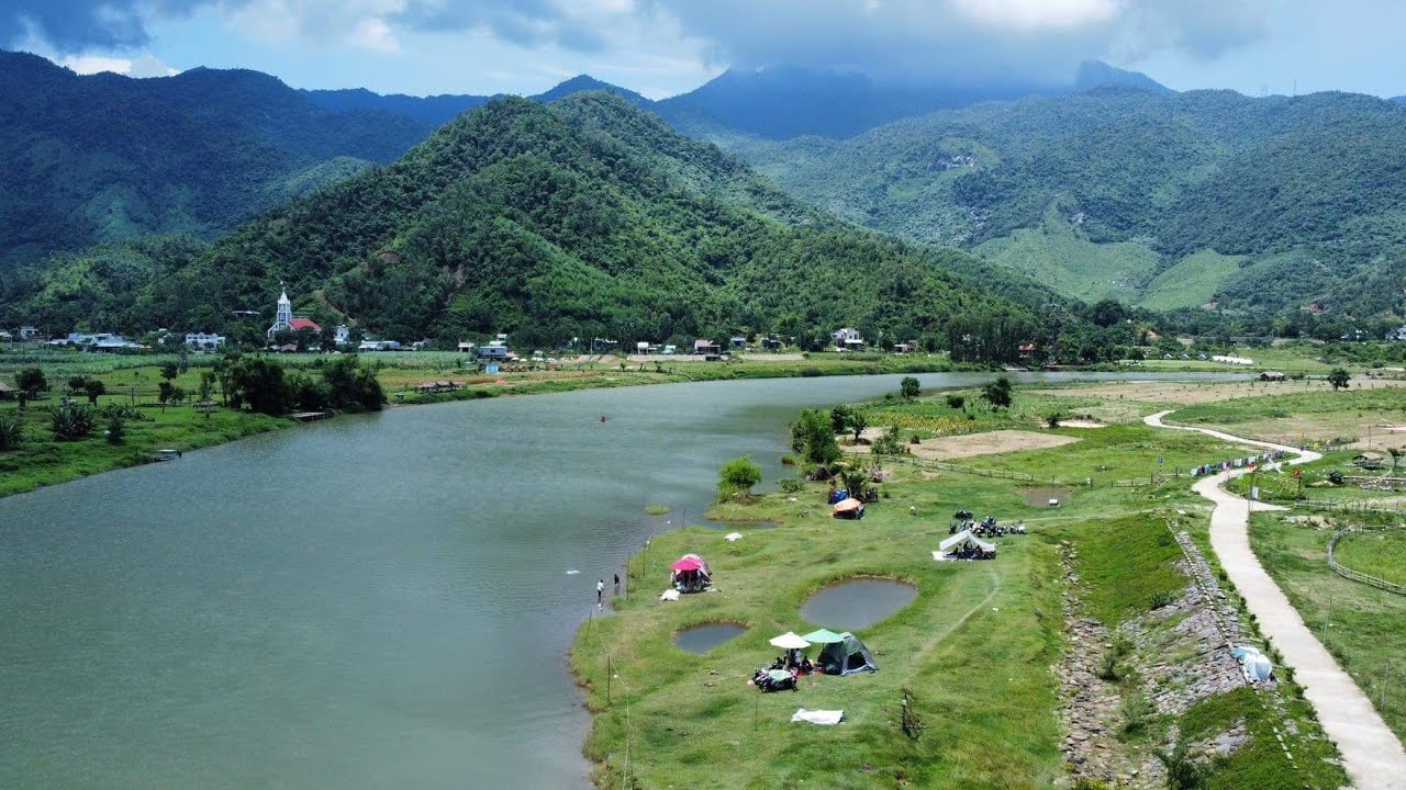 Sông Cu Đê: Hành Trình Khám Phá Dòng Sông Hoang Sơ Giữa Núi Rừng Đà Nẵng